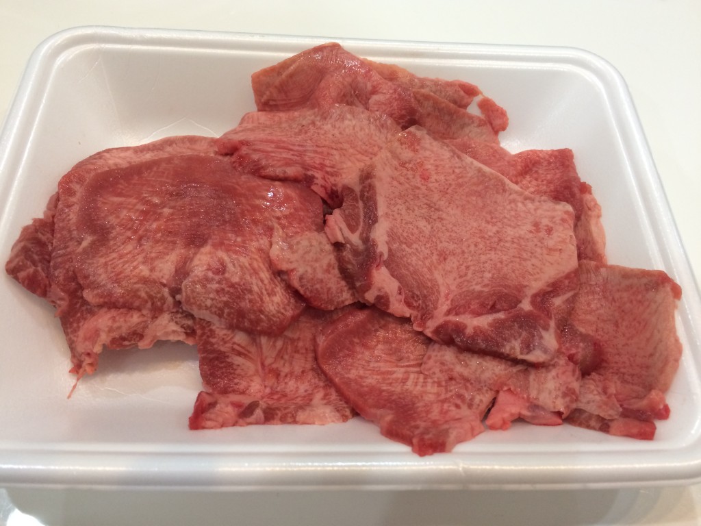 羽曳野市の肉屋 肉市 の牛タンとすき焼き用肉 りゅうさんブログ